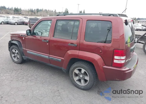 2008 Jeep Liberty Sport из США, поврежденный, VIN 1J8GN28KX8W231944